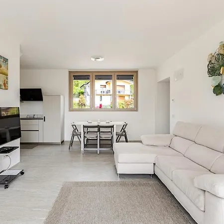 360 Casa Panoramica Immersa Nel 150 Mq Vakantiehuis