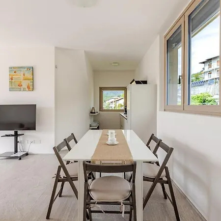 Vakantiehuis 360 Casa Panoramica Immersa Nel 150 Mq Cossogno